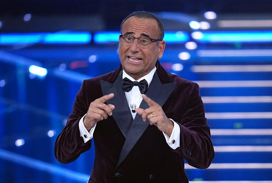 Sanremo 2026, è il giorno della finalissima: ecco chi vincerà per i bookie