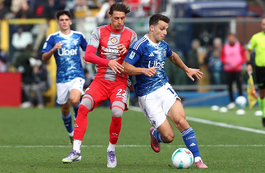 Cremonese-Como, 90' ad alta tensione: i grigiorossi per la salvezza, Fabregas per la Champions